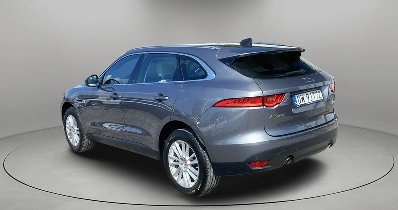 Jaguar F-Pace cena 169900 przebieg: 44000, rok produkcji 2020 z Witnica małe 379